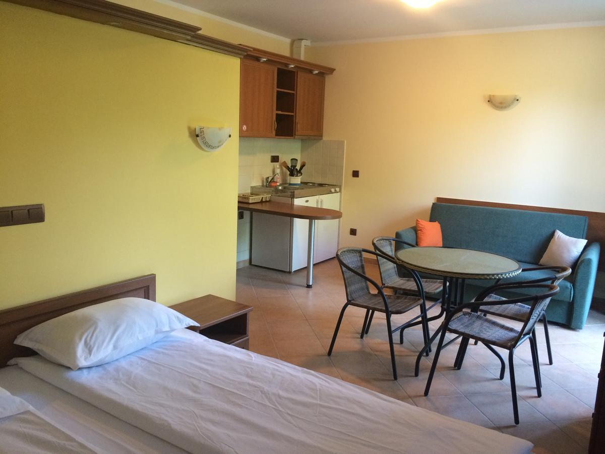 Villa Allegra Kavarna Kültér fotó